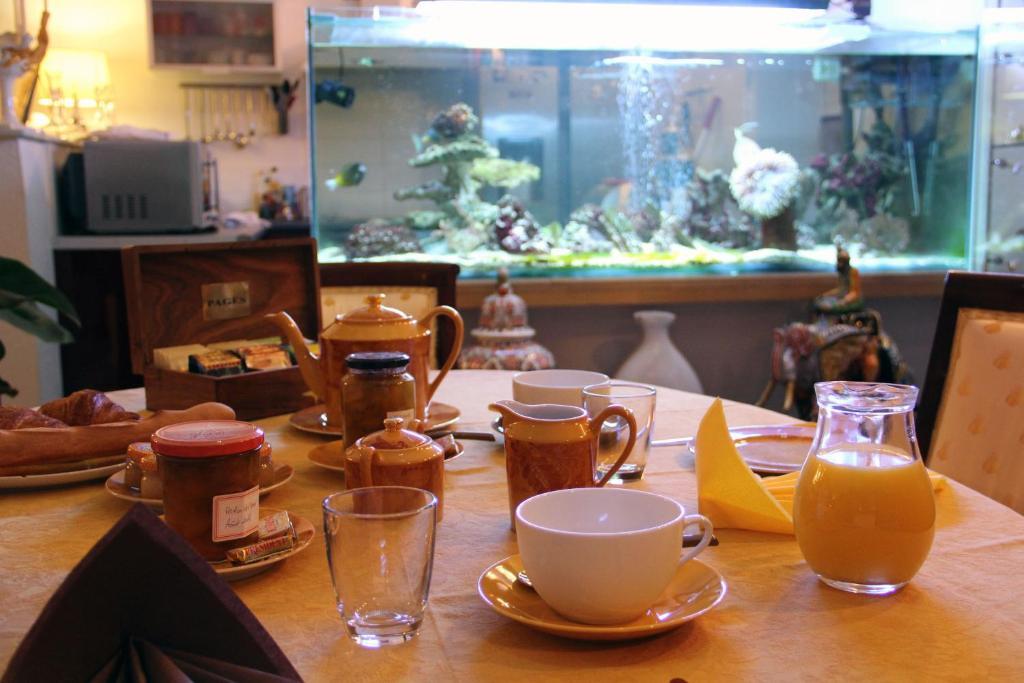 벨히브 쉬르 알리에 L'Orangerie B&B 외부 사진
