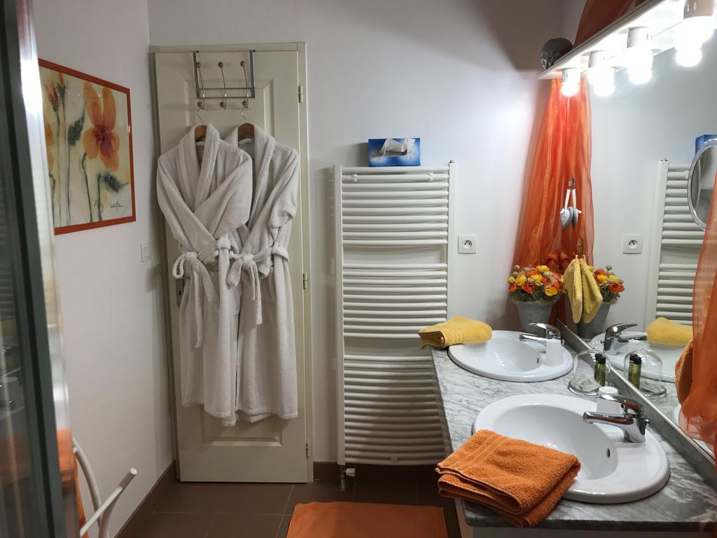 벨히브 쉬르 알리에 L'Orangerie B&B 외부 사진
